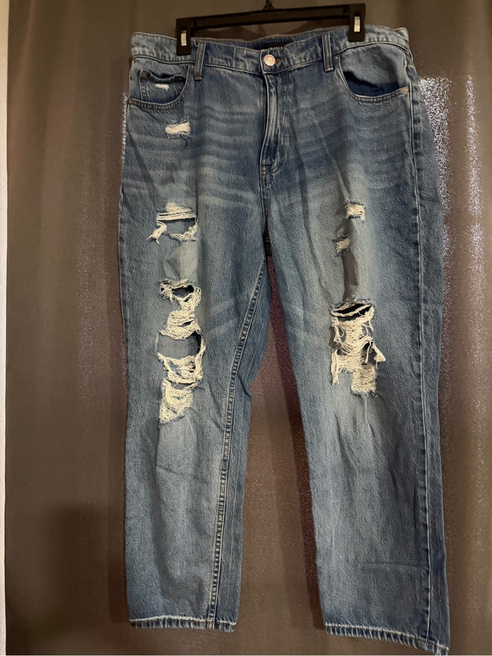 Aeropostale women’s  Distressed Light Blue mom Jeans - Fashionable Ripped Denim